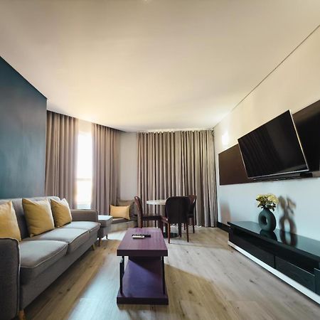 The Grand Aria Hotel And Conference Centre ハボローネ 部屋 写真