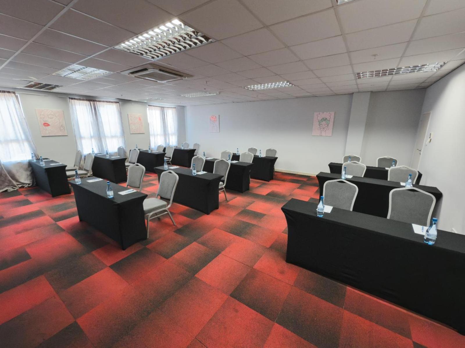 The Grand Aria Hotel And Conference Centre ハボローネ エクステリア 写真